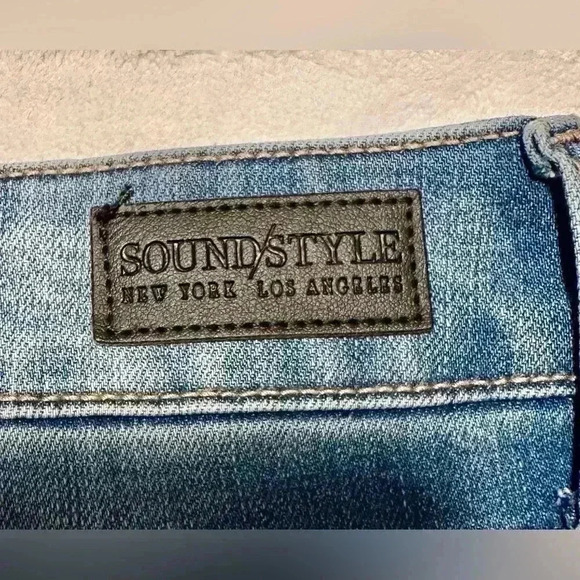 Sound/Style Hope Straight Leg Ankle Jeans. Size 10 - Picture 9 of 14